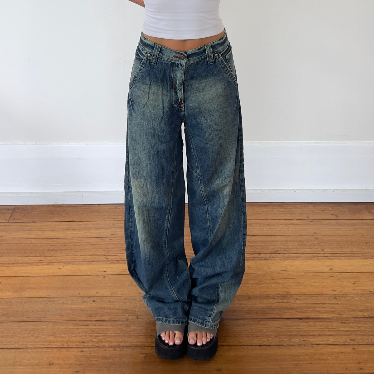 baggy barrel denim jeans