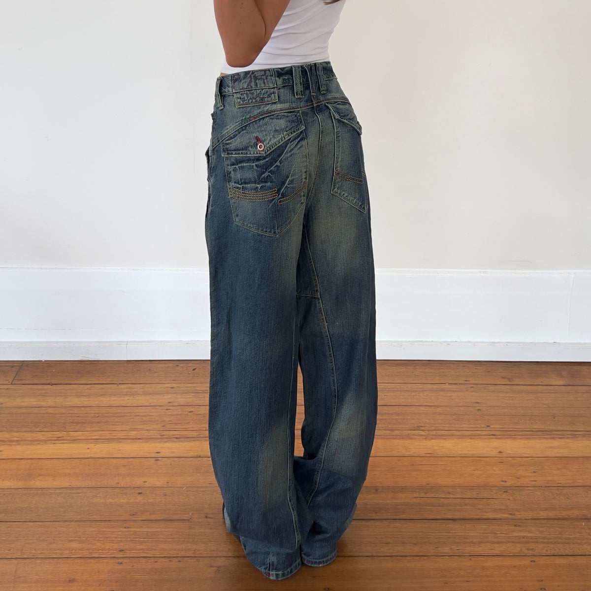 baggy barrel denim jeans