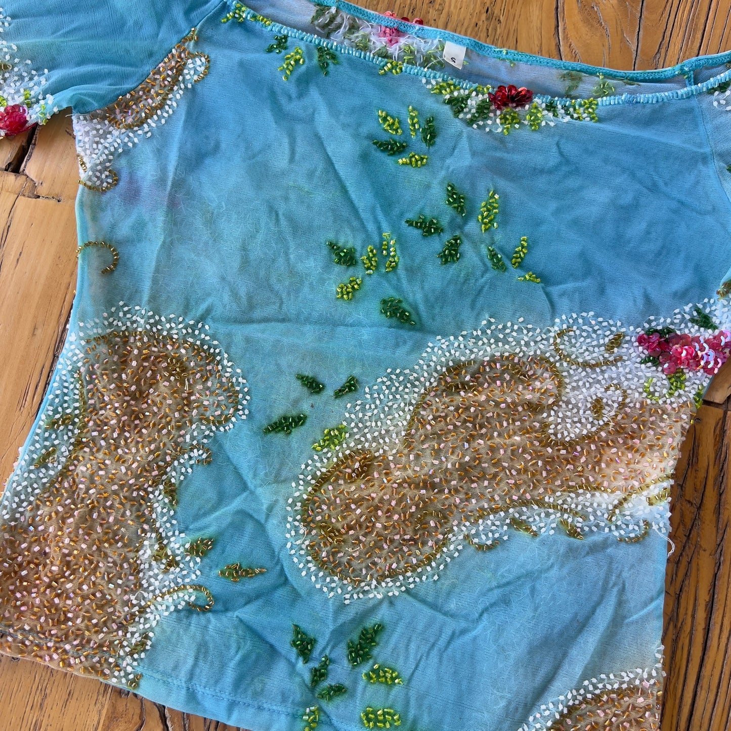mesh beaded 3/4 sleeve top