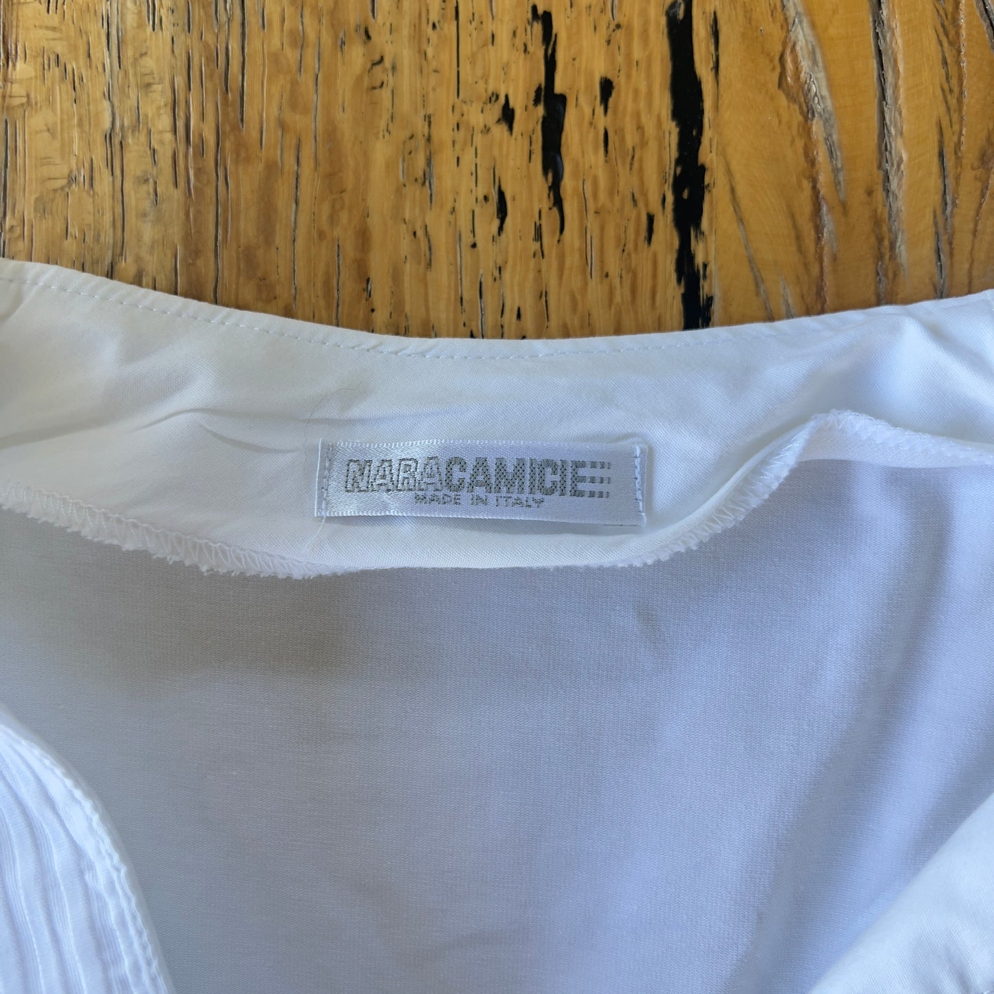 white 3/4 sleeve top