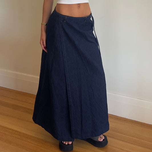 90s Guess Jeans maxi denim skirt