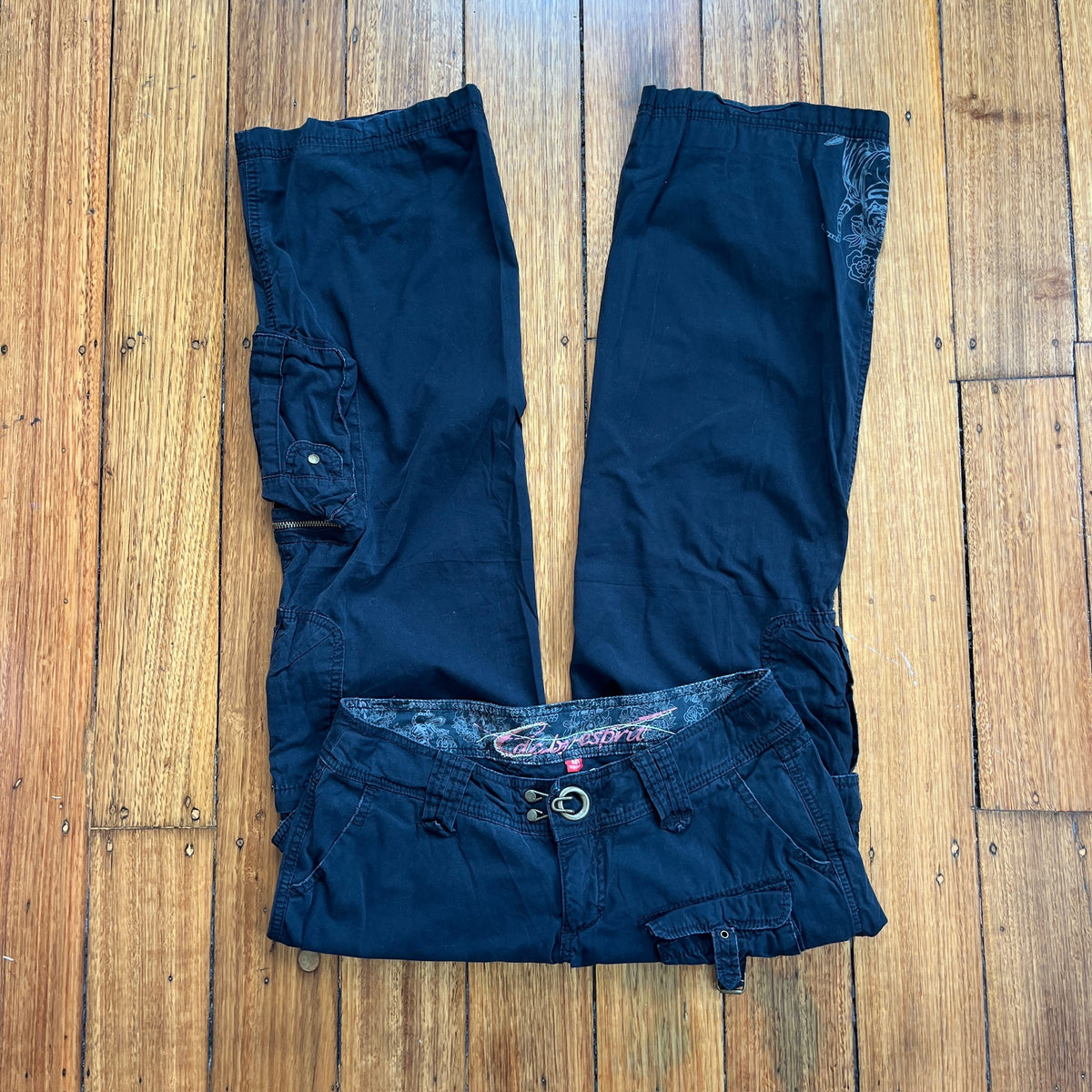 black cargo pants