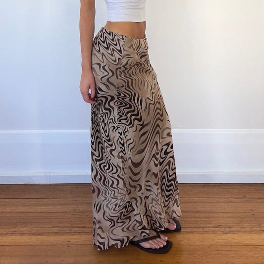 graphic print maxi skirt
