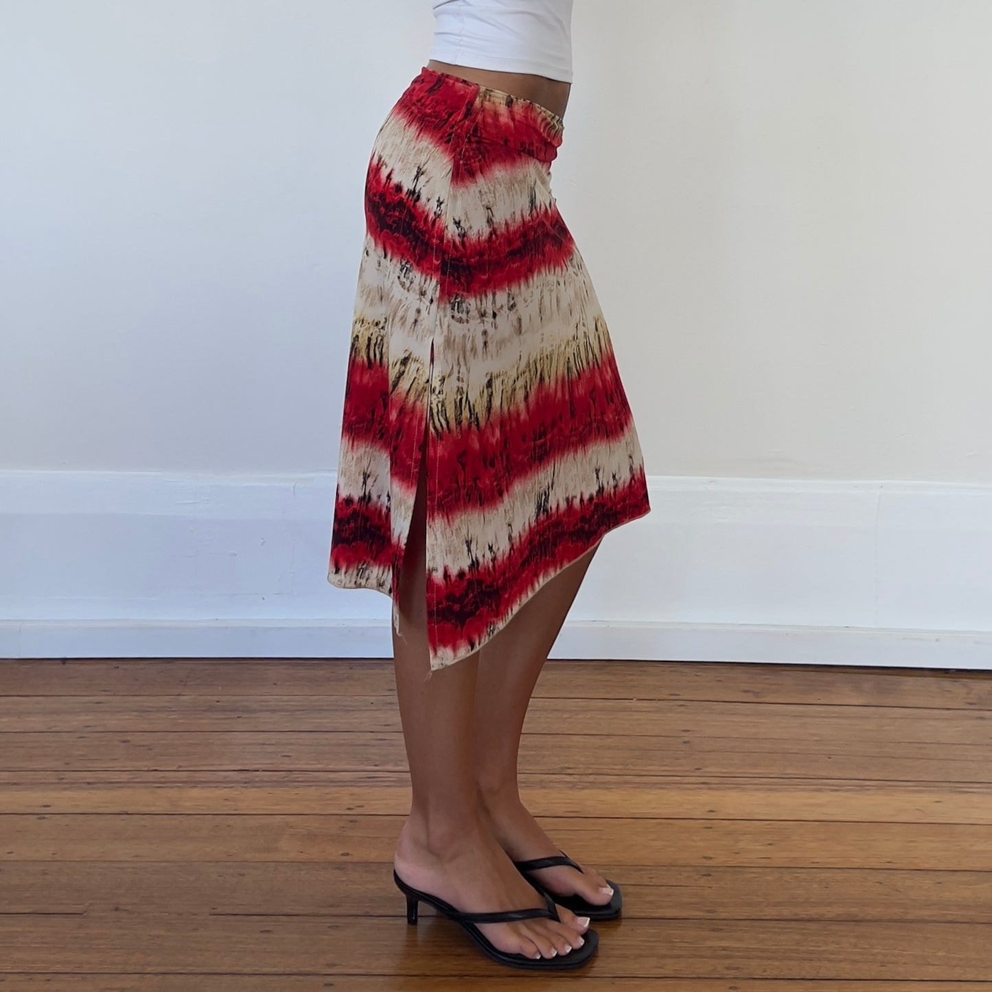 graphic print midi skirt