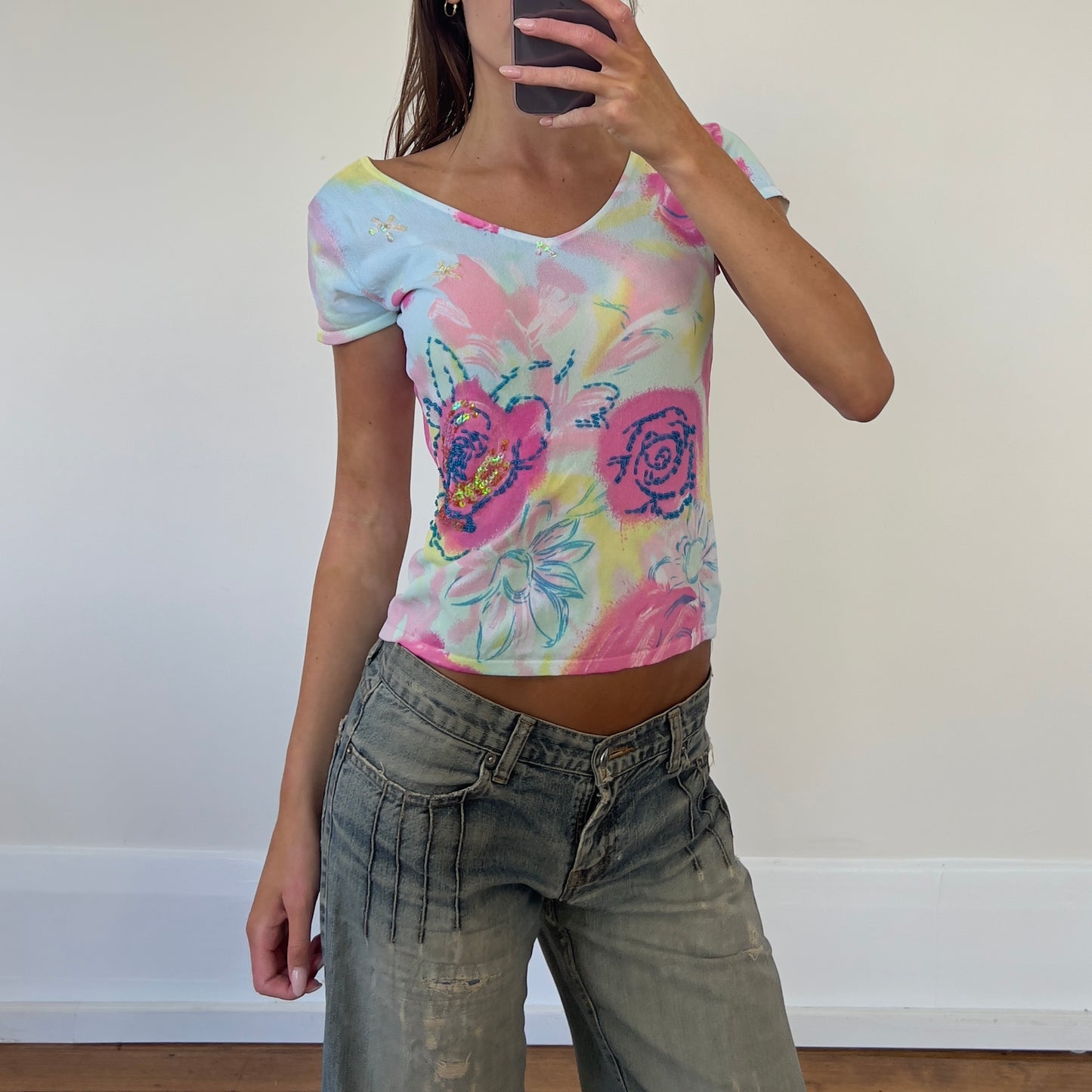 graphic wide neck tee