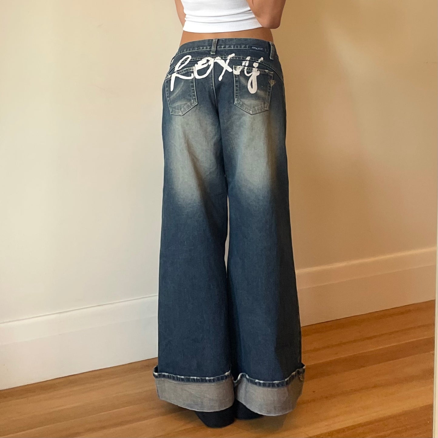 2000s Roxy jeans