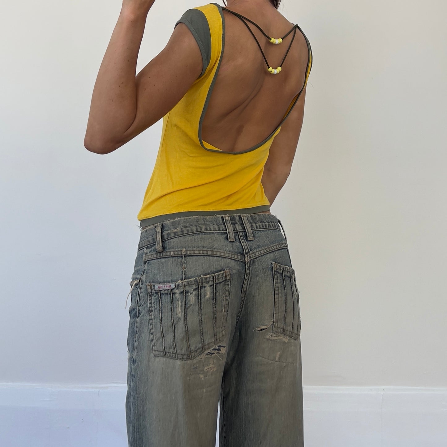 graphic backless tee