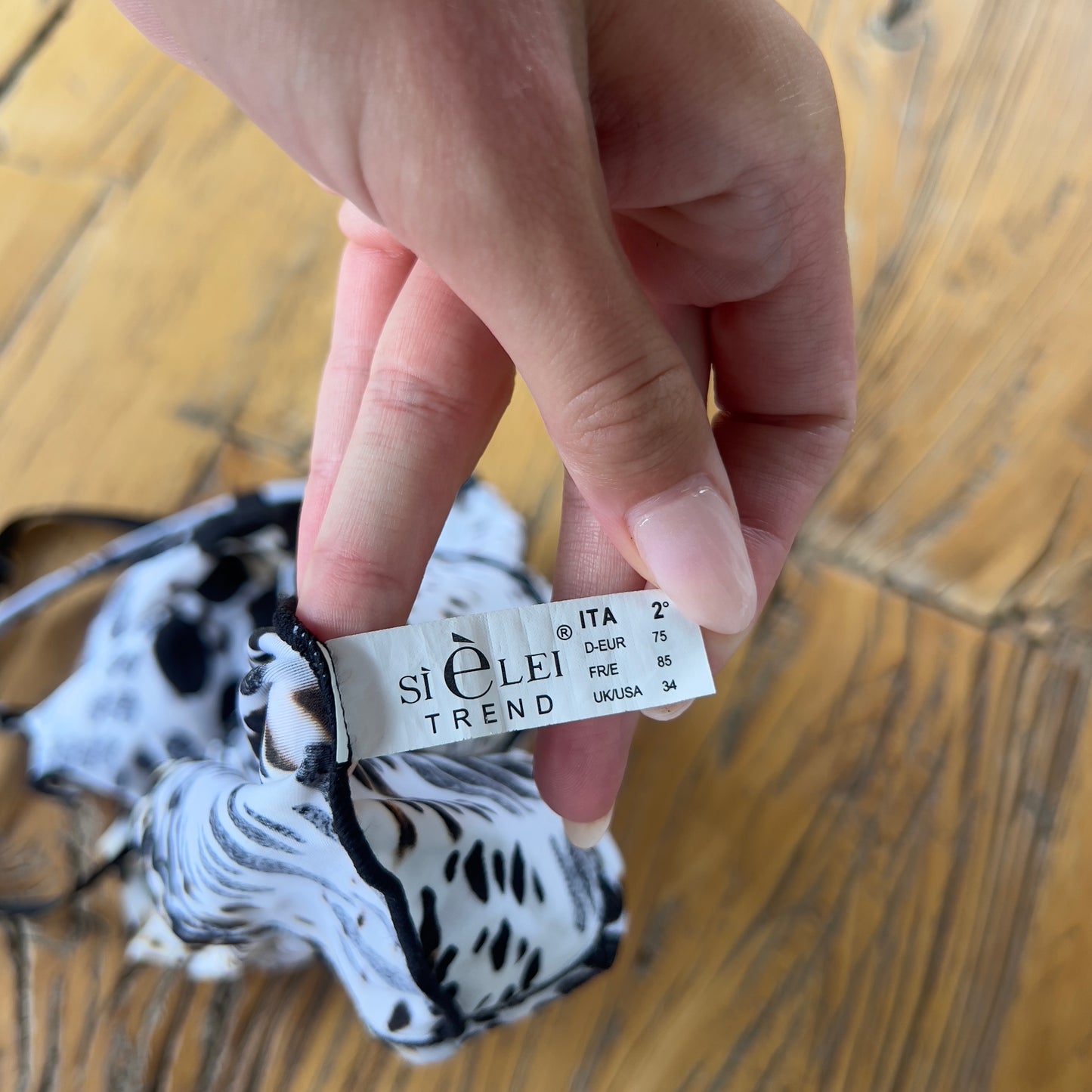 graphic Italian cami