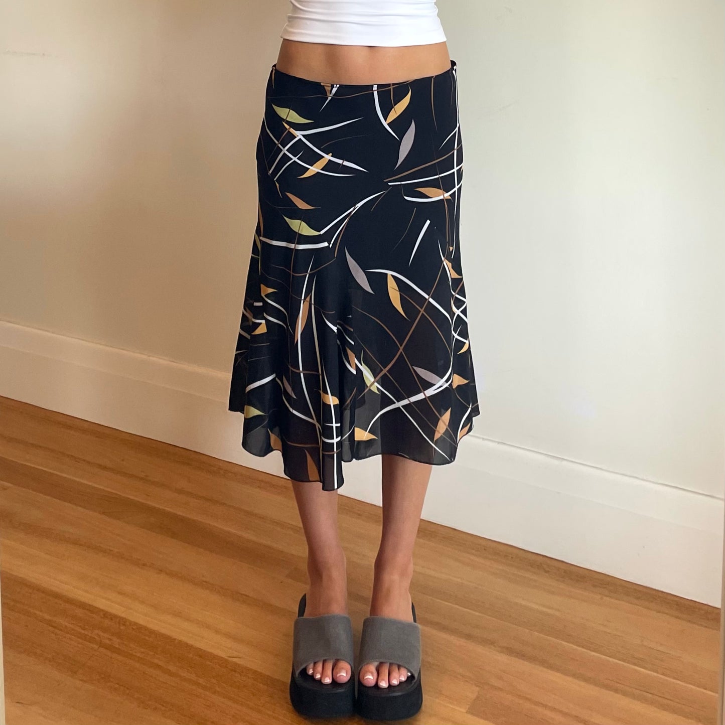 patterned midi skirt