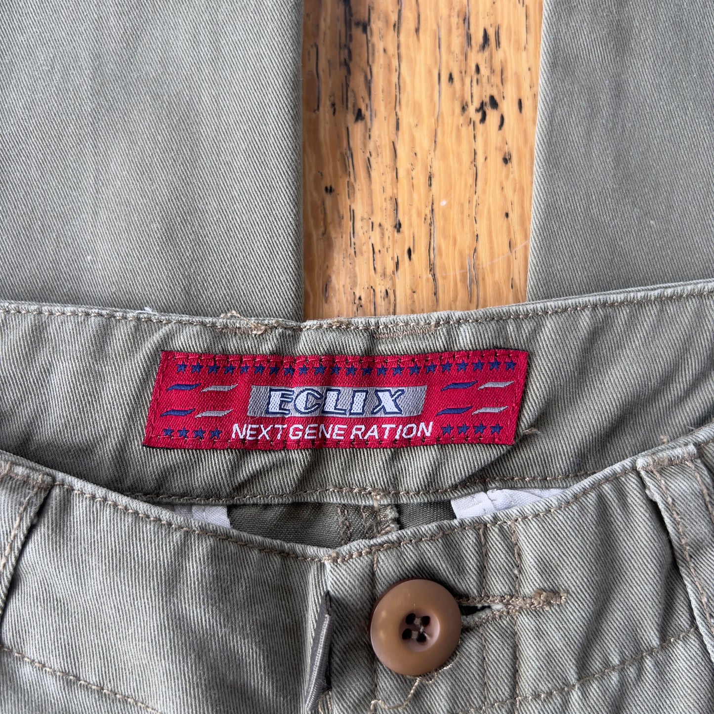 low rise wide leg cargo pants