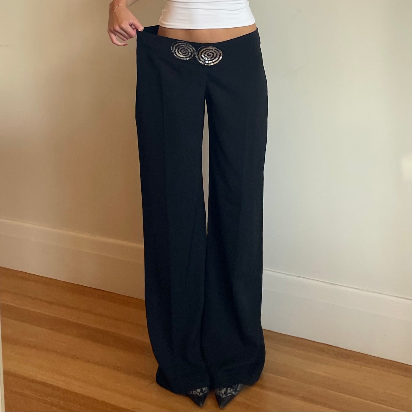 black 90s wide leg trousers