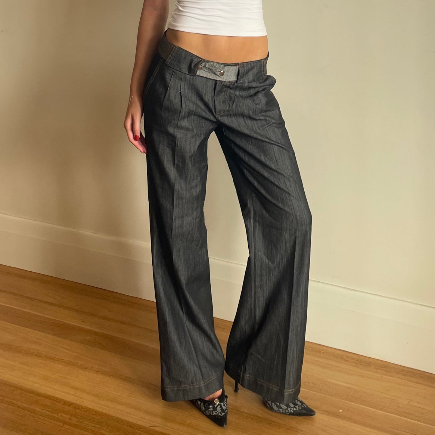 low rise wide leg trousers