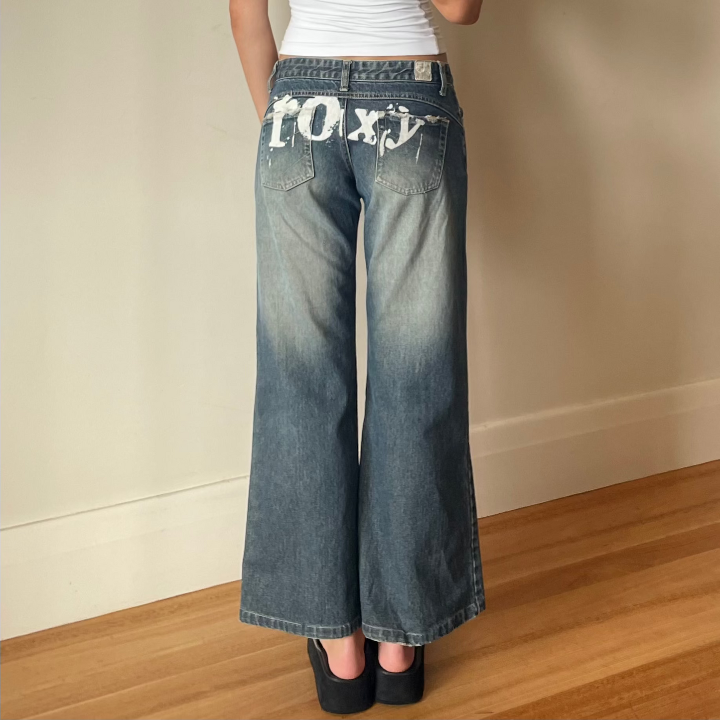 2000s Roxy jeans - Size AU 6-8