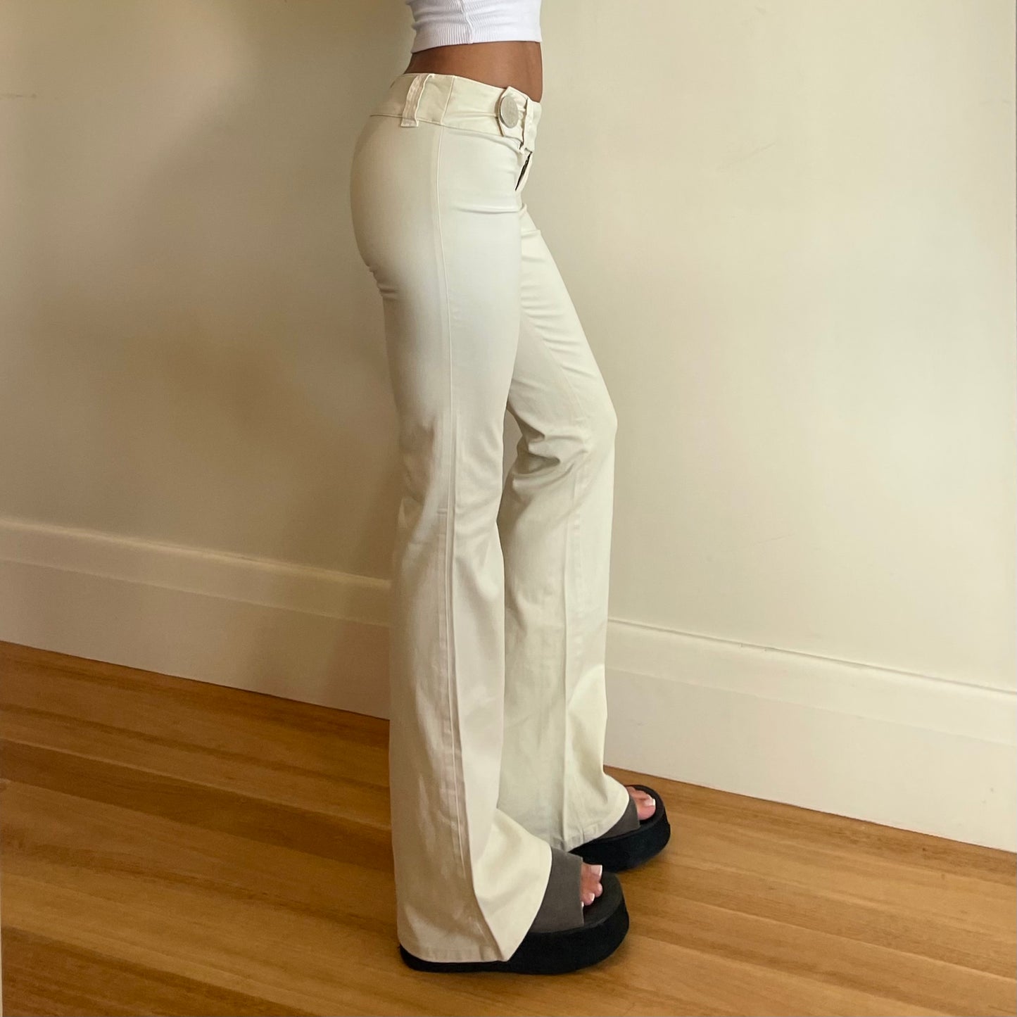 90s low rise flared trousers