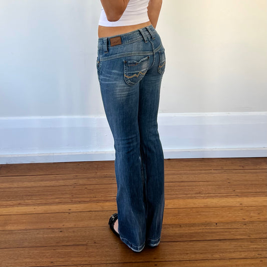 low rise skinny boot jeans