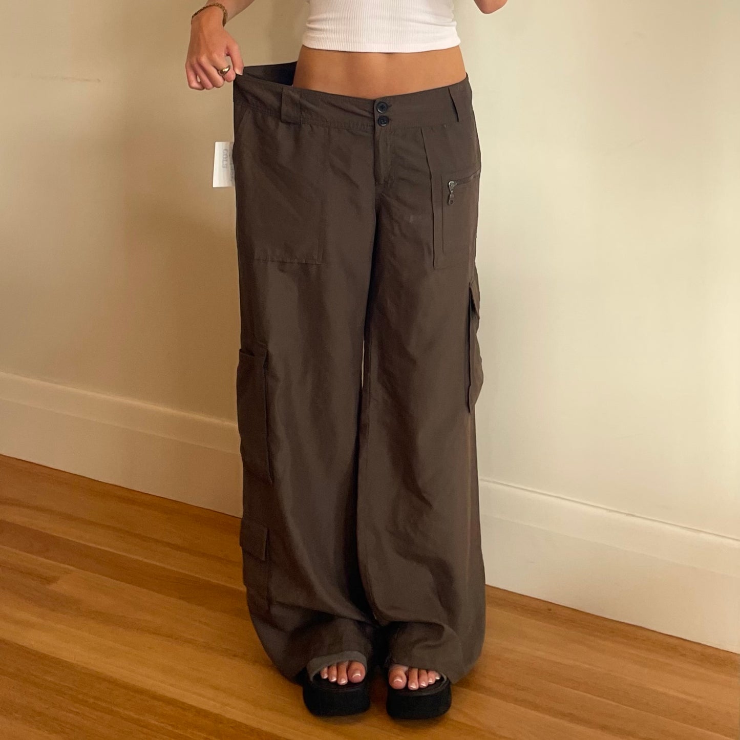 baggy cargo pants