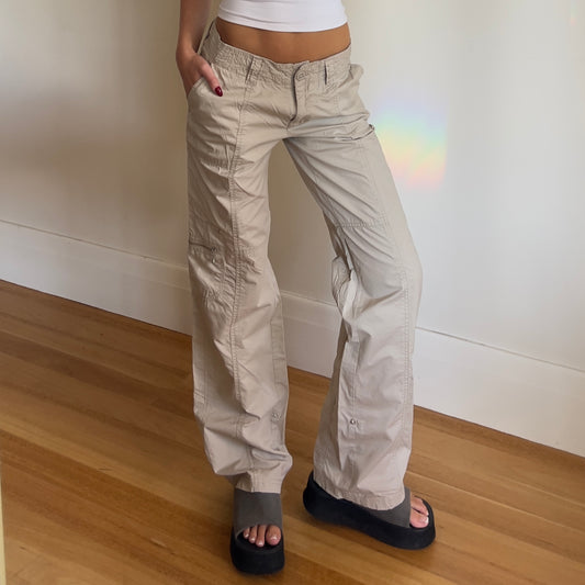 baggy cargo pants