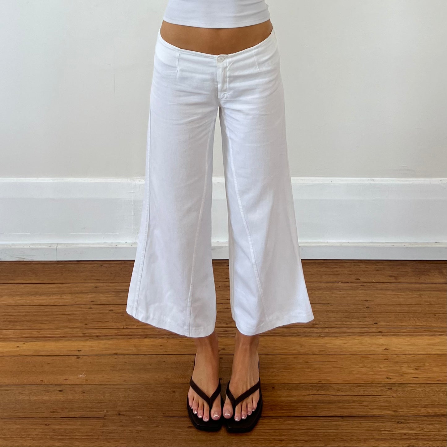 white wide leg pants