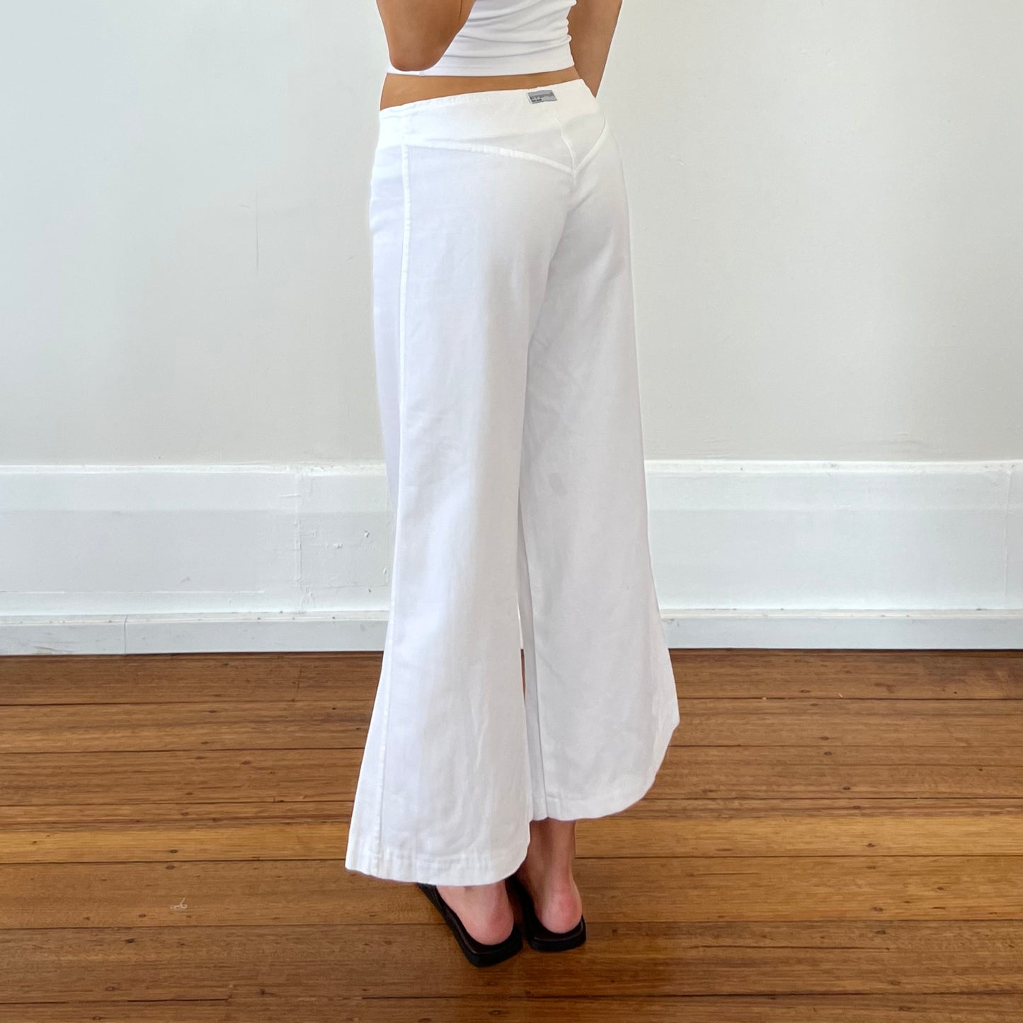 white wide leg pants