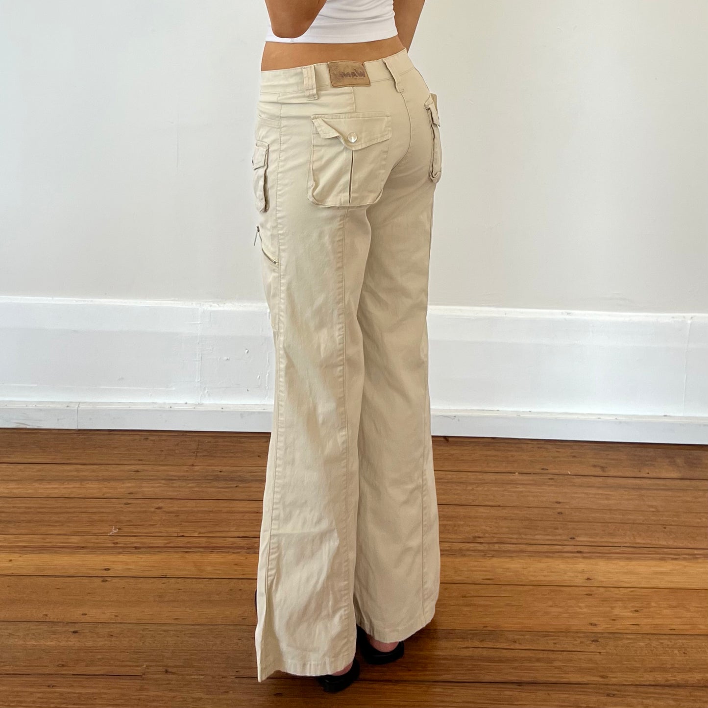 wide leg cargo pants