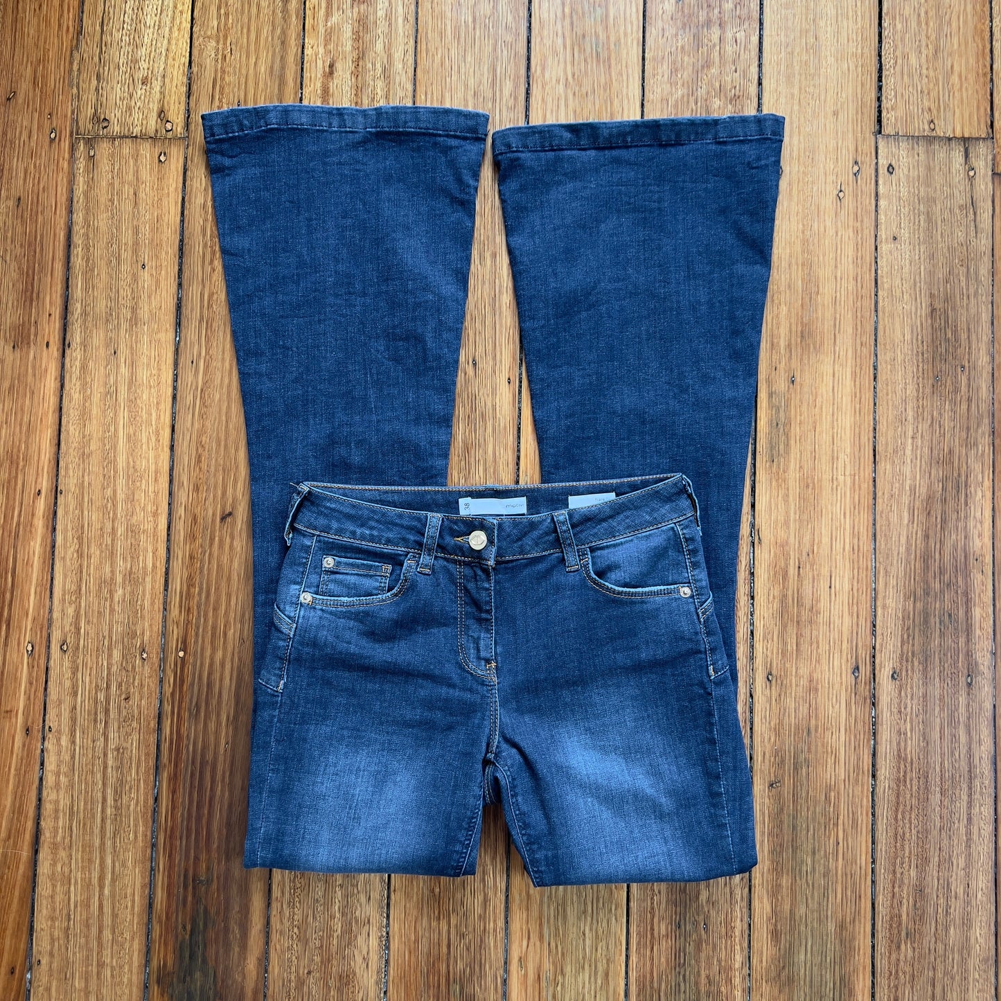 dark wash bootcut jeans