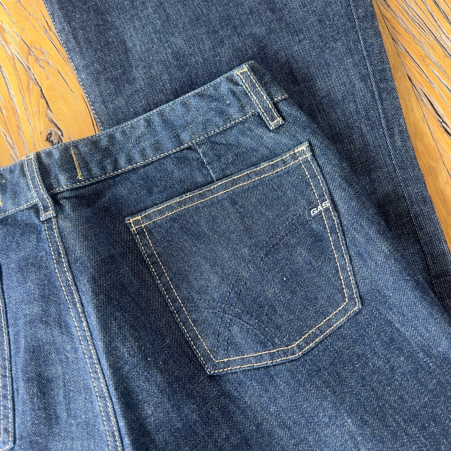 dark wash flared denim jeans