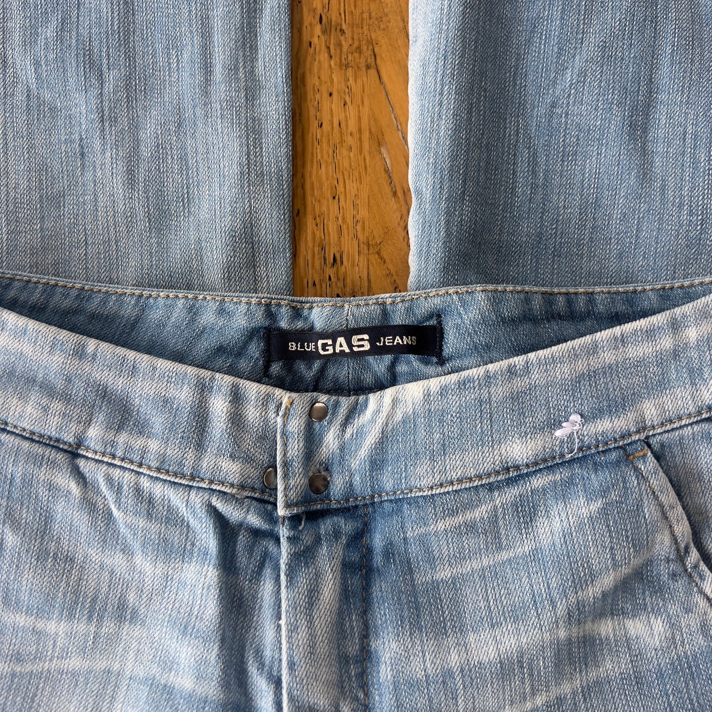 light wash wide leg jeans