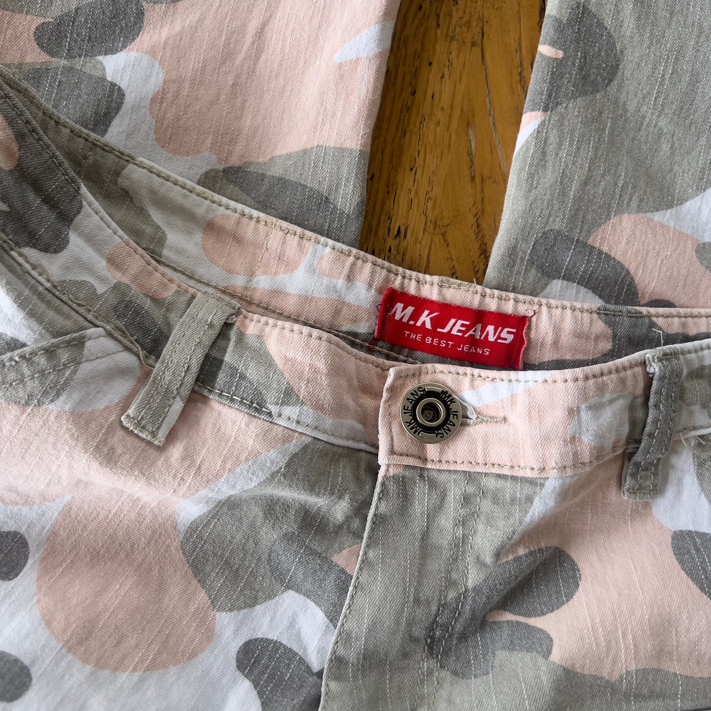 baggy camo cargo pants