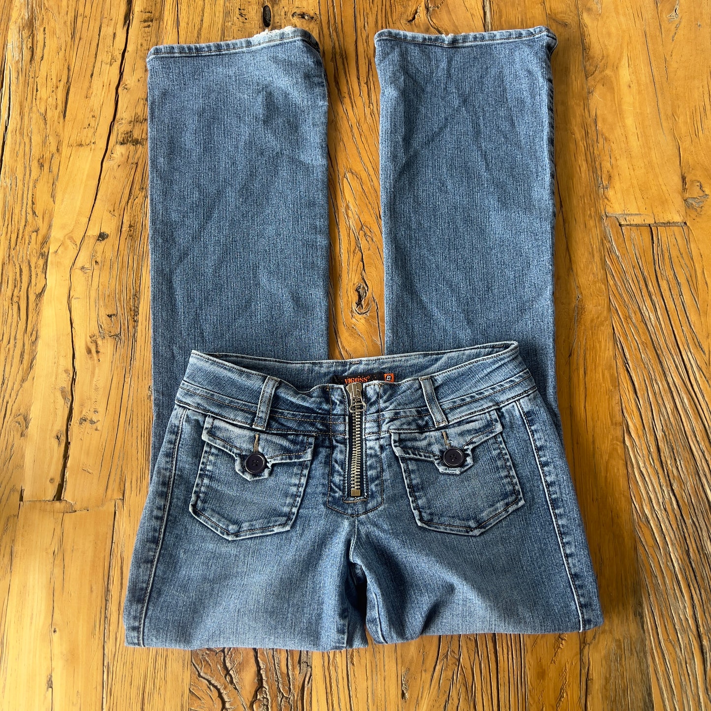 zip up low rise denim jeans
