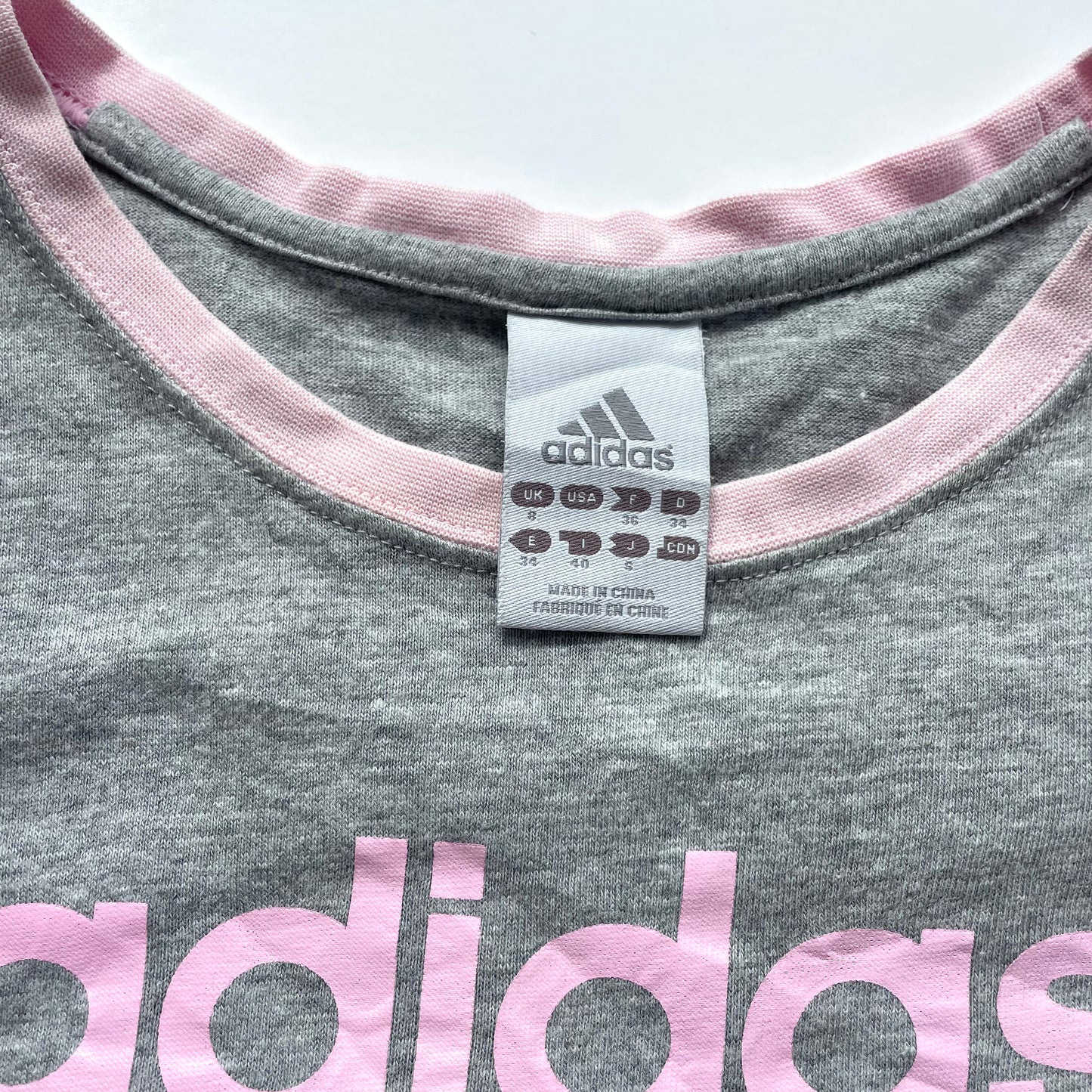 2000s Adidas tee