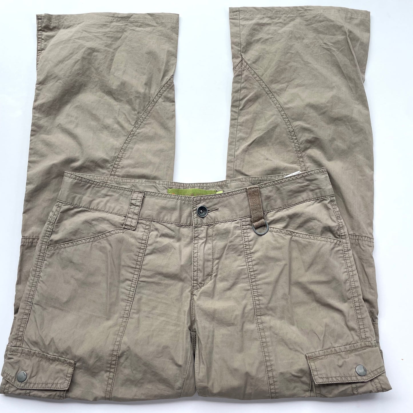 baggy cargo pants