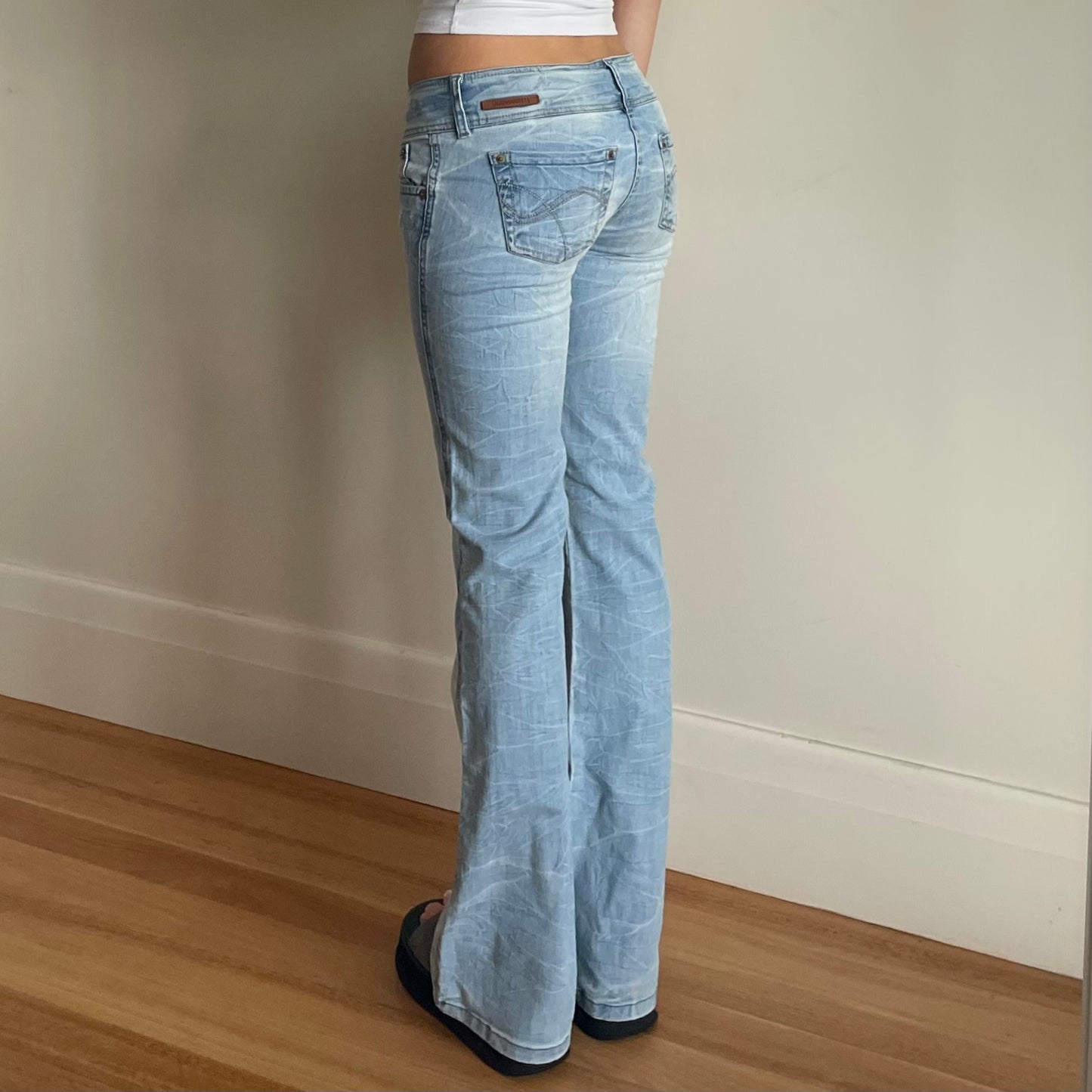 y2k low rise flared jeans