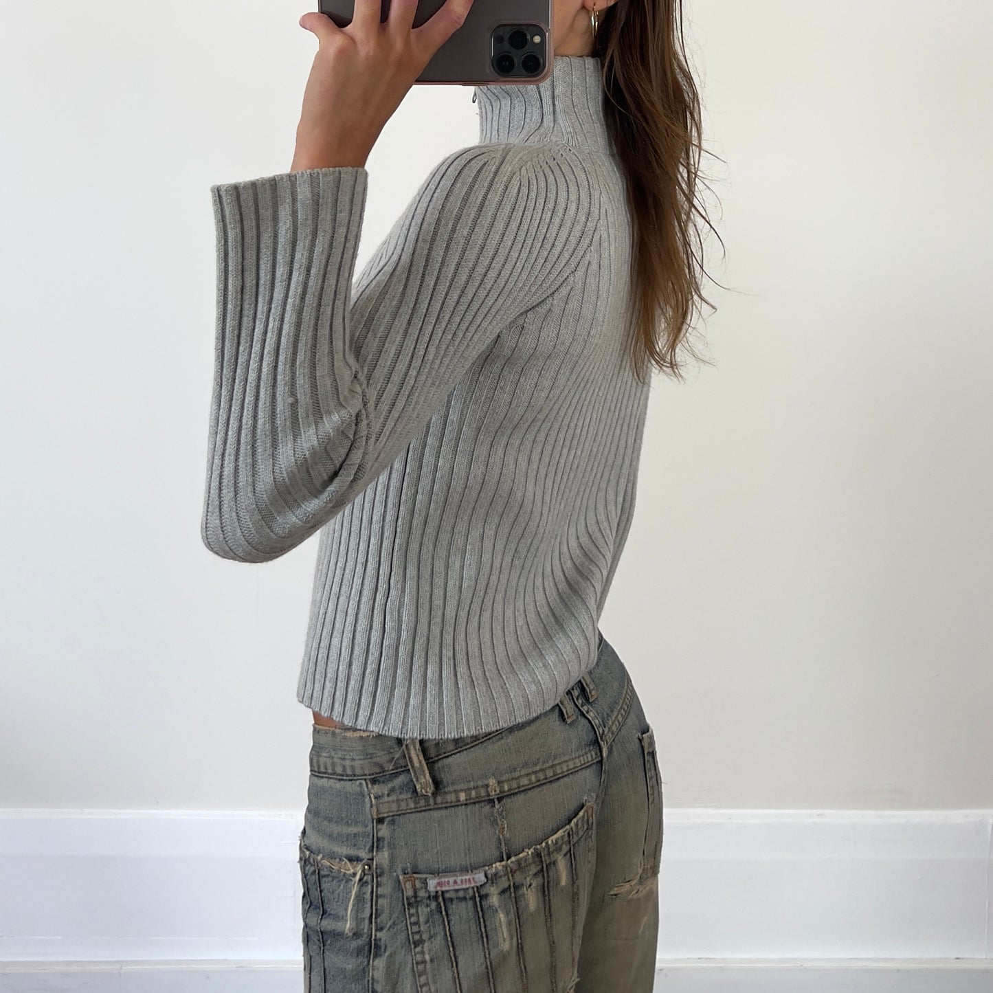 grey knit jumper