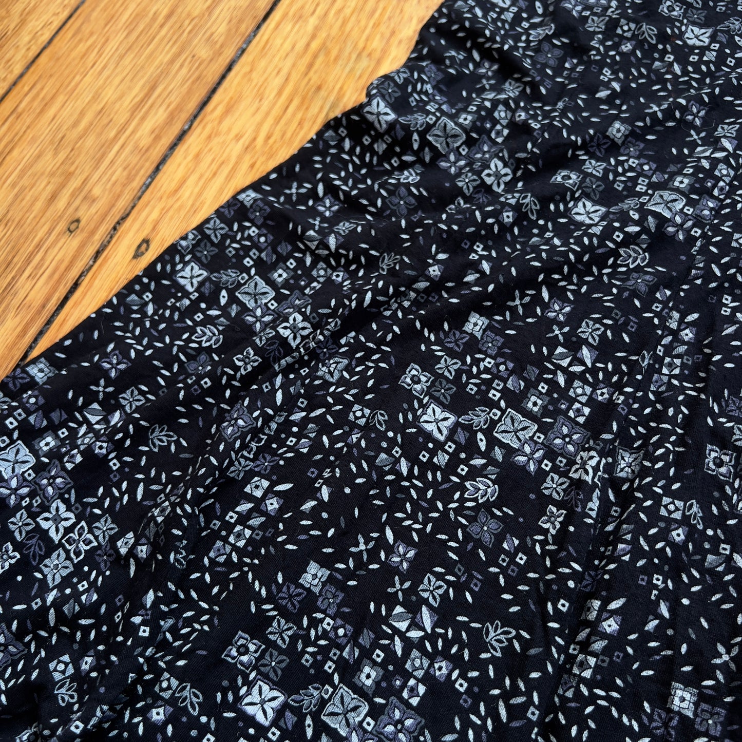 graphic midi skirt